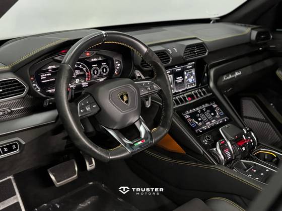 LAMBORGHINI URUS 4.0 V8 TURBO GASOLINA LP650-4 AUTOMÁTICO